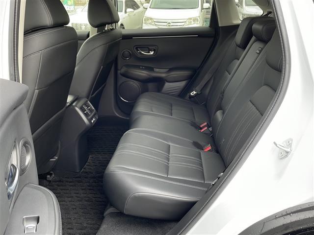 �y�Q��ڃV�[�g�z���Ԃ̊m�F�͂��d�b�ł������Ă���܂��B�y�n���A�[�^�G�N�X�g���C���^���F�[���^�b-�g�q�^�v���E�X�^�V�G���^�^�I�f�b�Z�C�^�r�t�u�^�~�j�o���^�R���p�N�g�^�n�C�u���b�h�z���X���ɒ��I