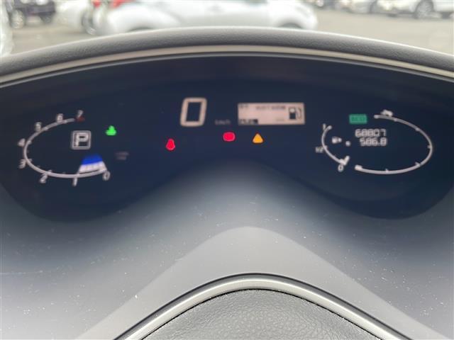 セレナ ハイウェイスター　Ｓ－ハイブリッド　禁煙車　ワンオーナー車　純正ナビ　Ｂｌｕｅｔｏｏｔｈ　フルセグＴＶ　バックカメラ　社外フリップダウンモニター　両側パワースライドドア　キセノンヘッドライト　クルーズコントロール　スマートキー　ＥＴＣ（6枚目）