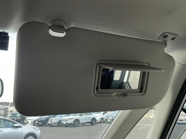 セレナ ハイウェイスター　Ｓ－ハイブリッド　禁煙車　ワンオーナー車　純正ナビ　Ｂｌｕｅｔｏｏｔｈ　フルセグＴＶ　バックカメラ　社外フリップダウンモニター　両側パワースライドドア　キセノンヘッドライト　クルーズコントロール　スマートキー　ＥＴＣ（18枚目）