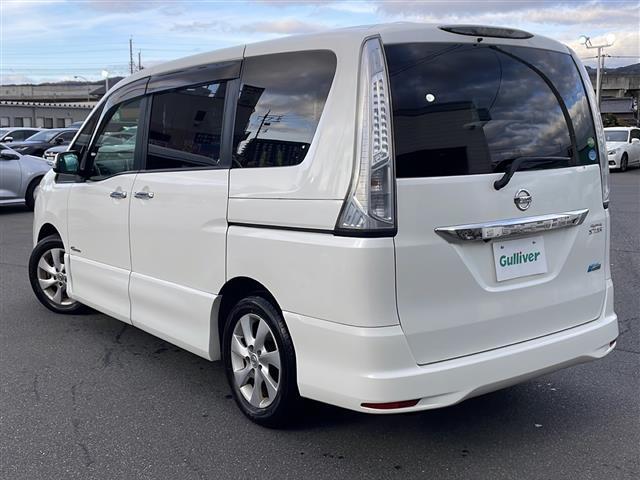 セレナ ハイウェイスター　Ｓ－ハイブリッド　禁煙車　ワンオーナー車　純正ナビ　Ｂｌｕｅｔｏｏｔｈ　フルセグＴＶ　バックカメラ　社外フリップダウンモニター　両側パワースライドドア　キセノンヘッドライト　クルーズコントロール　スマートキー　ＥＴＣ（34枚目）