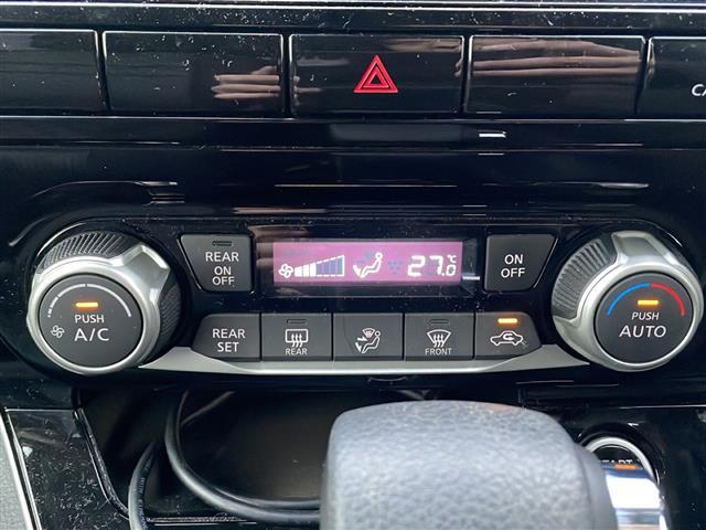 セレナ ハイウェイスターＶ　禁煙車　ワンオーナー車　フリップダウンモニター　純正ナビ　Ｂｌｕｅｔｏｏｔｈ　フルセグＴＶ　全周囲カメラ　両側パワースライドドア　デジタルインナーミラー　ドライブレコーダー　ブラインドスポットモニ（10枚目）