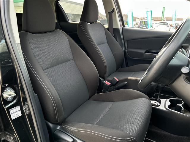 ヴィッツ F セーフティーエディションIII 禁煙車 ワンオーナー スマートキー プッシュスタート 純正メモリナビ(DTV/BT/DVD/ラジオ) バックカメラ オートライト オートハイビーム 衝突軽減ブレーキ マニュアルエアコン(19枚目)