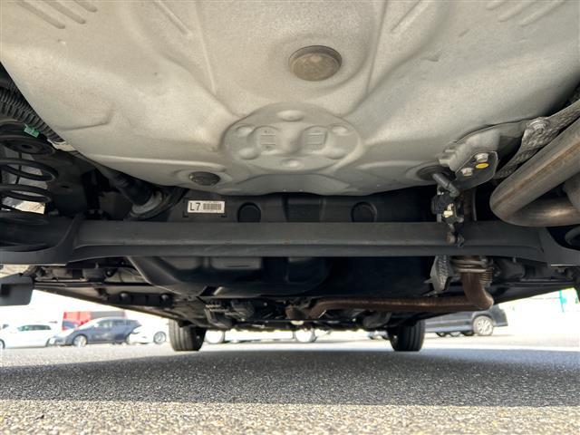 ヴィッツ F セーフティーエディションIII 禁煙車 ワンオーナー スマートキー プッシュスタート 純正メモリナビ(DTV/BT/DVD/ラジオ) バックカメラ オートライト オートハイビーム 衝突軽減ブレーキ マニュアルエアコン(43枚目)