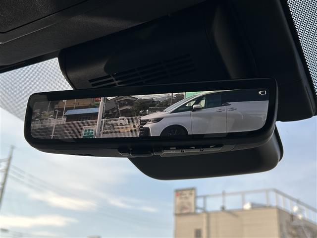 アルファードハイブリッド Ｚ　禁煙車　ワンオーナー　スマートキー　プッシュスタート　両側パワースライドドア　純正フリップダウンモニター　純正ＨＤＤナビ（ＤＴＶ／ＢＴ／Ａｐｐｌｅｃａｒｐｌａｙ／ラジオ）　全方位カメラ　スペアキー（4枚目）