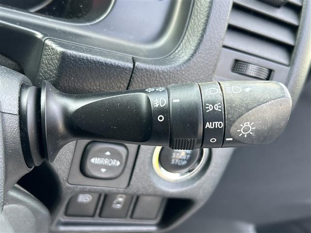 �y�@�I�[�g���C�g�@�z�I�[�g���C�g�Ȃ̂Ń��C�g�̓_���Y����C�ɂ��邱�ƂȂ��^�]���o���܂���