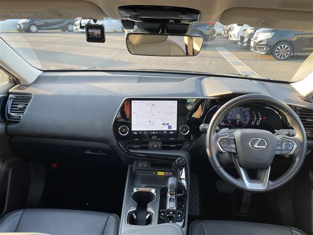 ＮＸ ＮＸ２５０　禁煙車　ワンオーナー車　黒レザーシート　純正ナビ　Ｂｌｕｅｔｏｏｔｈ　フルセグＴＶ　全周囲カメラ　前席パワーシート　ブラインドスポットモニター　レーダークルーズコントロール　前後ドライブレコーダー（4枚目）