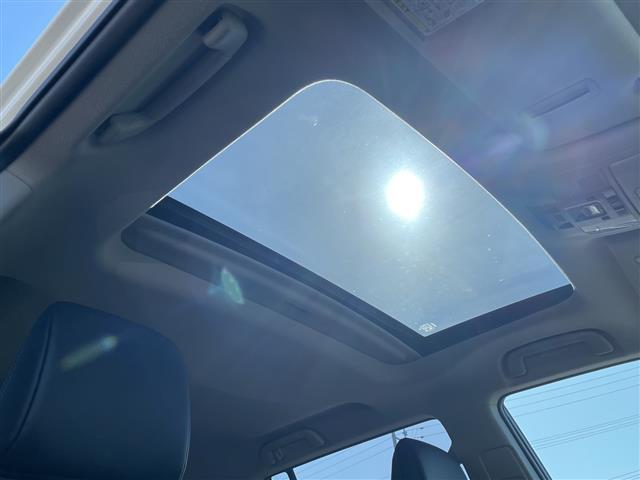 ランドクルーザープラド ＴＸ　Ｌパッケージ　マットブラックエディション　禁煙車　ワンオーナー車　サンルーフ　黒レザーシート　純正ナビ　Ｂｌｕｅｔｏｏｔｈ　Ｍｉｒａｃａｓｔ　バックカメラ　前席シートヒーター・ベンチレーション　ルーフレール　ドライブレコーダー　ＬＥＤライト（2枚目）