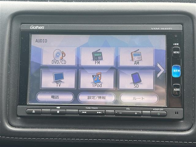 ヴェゼル Ｘ・ホンダセンシング　ワンオーナー／純正ナビＴＶ／フルセグ／ＢＴ／ＨＤＭＩ／Ｂカメラ／ホンダセンシング／オートブレーキホールド／アイドリングストップ／ドラレコ／ＥＴＣ／純正ＡＷ／ＬＥＤヘッド／説明書／保証書／スペアキー（4枚目）