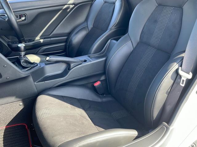 Ｓ６６０ α　ワンオーナー　純正フロアマット　プッシュスタート　保証書　記録簿　取扱説明書　サンルーフ　純正アルミホイール　クルーズコントロール　６速マニュアル車　オートライト（21枚目）