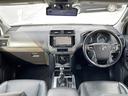 ランドクルーザープラド TZ-G 禁煙車 純正アルミ付きサマータイヤ4本車載 アルパインナビ Bluetooth フルセグTV バックカメラ 黒レザーシート クルーズコントロール フリップダウンモニター 社外デジタルインナーミラー(5枚目)