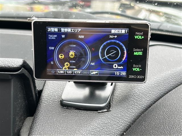 Z4 sDrive20i オートライト 純正フロア 電格ミラー パドルシフト ステアリングスイッチ レーダー探知機 プッシュスタート シートヒーター(D/N) パワーシート(D/N) TRC 車高調 キセノンライト(8枚目)