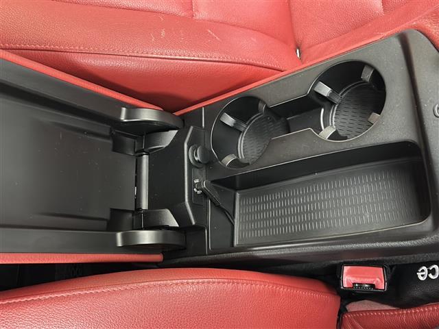 Z4 sDrive20i オートライト 純正フロア 電格ミラー パドルシフト ステアリングスイッチ レーダー探知機 プッシュスタート シートヒーター(D/N) パワーシート(D/N) TRC 車高調 キセノンライト(22枚目)