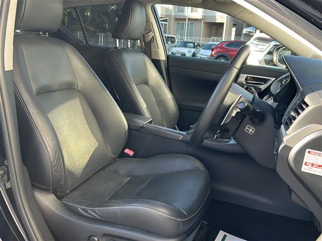 CT CT200h バージョンL ドラレコ(F/R) イモビライザー ドアバイザー LEDライト シートヒーター(D/N) 電格ミラー パーキングセンサー パワーシート(D/N) 純正フロア ステアリングスイッチ ライトウォッシャー(26枚目)