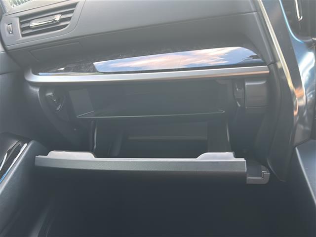 アルファード 2.5S タイプゴールド 1オーナー 純正ナビ AM/FM/TV/BT/USB ETC 前後ドラレコ 追従クルコン TRC レーンアシスト 衝突軽減B 両側パワースライドドア バックカメラ オットマン 保証者 取説(21枚目)