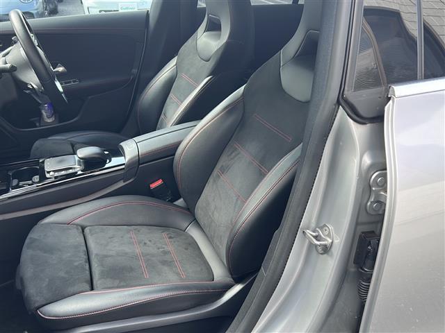 CLAクラス CLA200d AMGライン ワンオーナー ドラレコ(F/R) LEDライト 純正フロアマット オートライト ESP クリアランスソナー レーンキープアシスト 標識アシスト ハンドルアシスト アクティブブレーキアシスト BSM(11枚目)