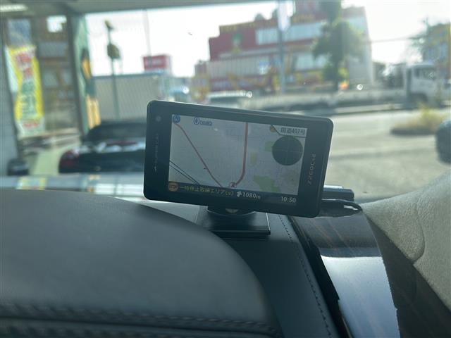 レンジローバー 5.0 V8 スーパーチャージド ヴォーグ ドラレコ(前) ステアリングスイッチ 電動ステップ サンルーフ 後席モニター×2 パワーバックドア マッサージシート(D/N) エアーサスペンション ステアリングヒーター MERIDIANサウンド(13枚目)