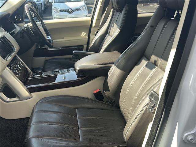 レンジローバー 5.0 V8 スーパーチャージド ヴォーグ ドラレコ(前) ステアリングスイッチ 電動ステップ サンルーフ 後席モニター×2 パワーバックドア マッサージシート(D/N) エアーサスペンション ステアリングヒーター MERIDIANサウンド(26枚目)