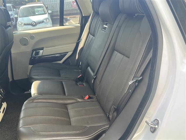 レンジローバー 5.0 V8 スーパーチャージド ヴォーグ ドラレコ(前) ステアリングスイッチ 電動ステップ サンルーフ 後席モニター×2 パワーバックドア マッサージシート(D/N) エアーサスペンション ステアリングヒーター MERIDIANサウンド(27枚目)