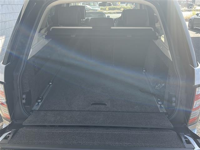 レンジローバー 5.0 V8 スーパーチャージド ヴォーグ ドラレコ(前) ステアリングスイッチ 電動ステップ サンルーフ 後席モニター×2 パワーバックドア マッサージシート(D/N) エアーサスペンション ステアリングヒーター MERIDIANサウンド(29枚目)