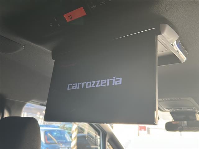 ヴォクシー ＺＳ　煌ＩＩ　ワンオーナー　両側パワースライドドア　スマートキー　スペアキー１本　イモビライザー　フリップダウンモニター　ステアリングスイッチ　クルコン　レーンキープアシスト　プリクラッシュセーフティー　純正フロア（6枚目）