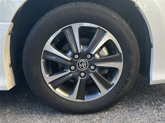 ヴォクシー ＺＳ　煌ＩＩ　ワンオーナー　両側パワースライドドア　スマートキー　スペアキー１本　イモビライザー　フリップダウンモニター　ステアリングスイッチ　クルコン　レーンキープアシスト　プリクラッシュセーフティー　純正フロア（41枚目）