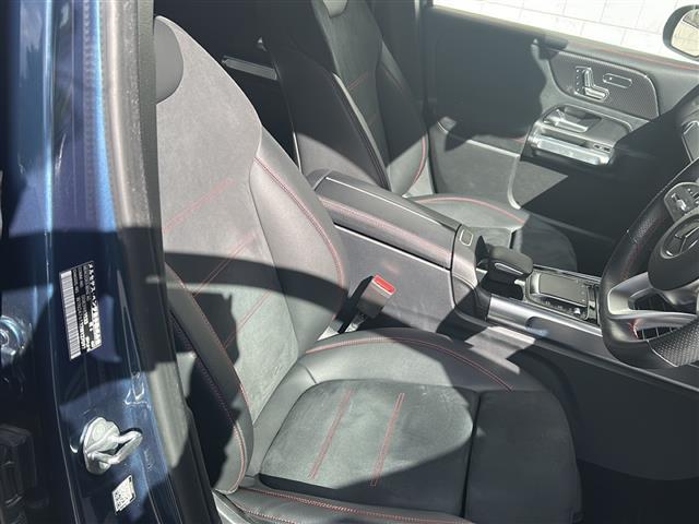 ＧＬＢ ＧＬＢ２００ｄ　４マチック　ＡＭＧライン　１オーナー　純正ナビ　ＦＭ／ＡＭ／ＢＴ／ＴＶ／ＵＳＢ　ＥＴＣ２．０　サンルーフ　前ドラレコ　置くだけ充電　３６０度カメラ　シートヒーター・Ｐシート　追従クルコン　ＢＳＭ　ＡＦＳ　取説　保証書　スペア１（21枚目）