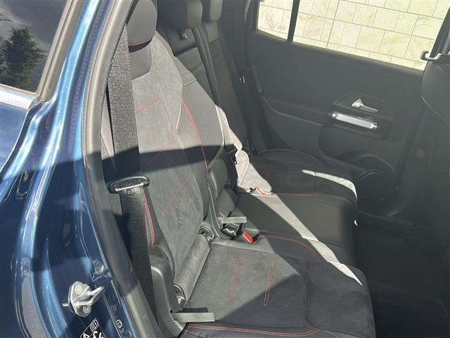 ＧＬＢ ＧＬＢ２００ｄ　４マチック　ＡＭＧライン　１オーナー　純正ナビ　ＦＭ／ＡＭ／ＢＴ／ＴＶ／ＵＳＢ　ＥＴＣ２．０　サンルーフ　前ドラレコ　置くだけ充電　３６０度カメラ　シートヒーター・Ｐシート　追従クルコン　ＢＳＭ　ＡＦＳ　取説　保証書　スペア１（22枚目）