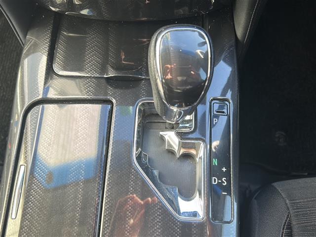 クラウンハイブリッド アスリートＳ　純正ナビ　ビルトインＥＴＣ　バックカメラ　ハンドルヒーター　シートヒーター　パワーシート　クリアランスソナー　ＰＣＳ　ＩＣＳ　ステアリングスイッチ　クルーズコントロール　取扱説明書（10枚目）