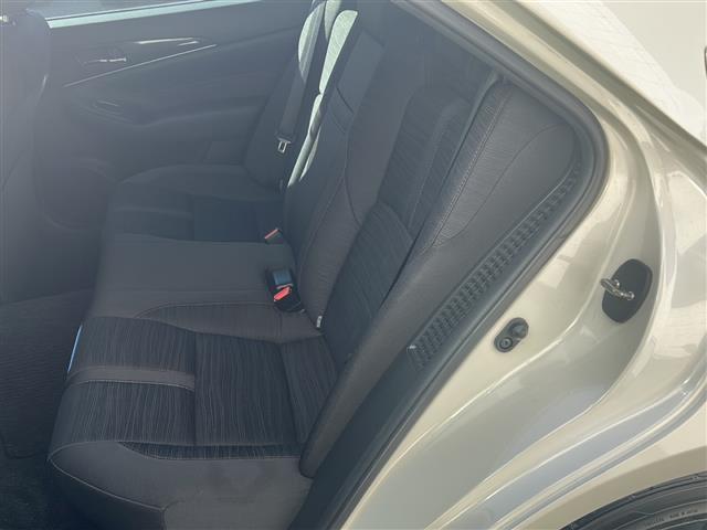 クラウンハイブリッド アスリートＳ　純正ナビ　ビルトインＥＴＣ　バックカメラ　ハンドルヒーター　シートヒーター　パワーシート　クリアランスソナー　ＰＣＳ　ＩＣＳ　ステアリングスイッチ　クルーズコントロール　取扱説明書（19枚目）