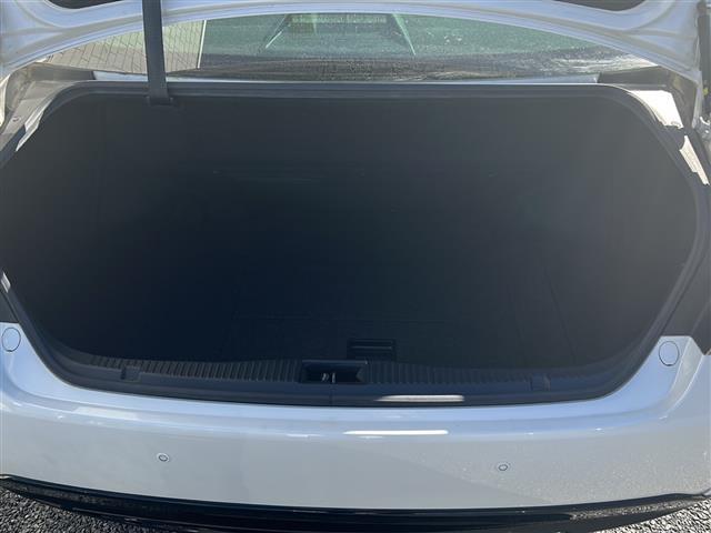 クラウンハイブリッド アスリートＳ　純正ナビ　ビルトインＥＴＣ　バックカメラ　ハンドルヒーター　シートヒーター　パワーシート　クリアランスソナー　ＰＣＳ　ＩＣＳ　ステアリングスイッチ　クルーズコントロール　取扱説明書（21枚目）