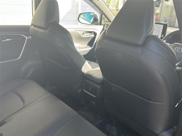 ＲＡＶ４ ＰＨＶ Ｚ　ＥＴＣ２．０　ワンオーナ　純ナビ　バックカメラ　ドラレコ　純フロア　純オーディオ　ＡＭ／ＦＭ／ＢＴ／ＴＶ／Ｍｉｒａｃａｓｔ　Ｄ／Ｎ席パワーシート　シートヒーター　クルコン　おくだけ純電　保証書　取扱説（26枚目）