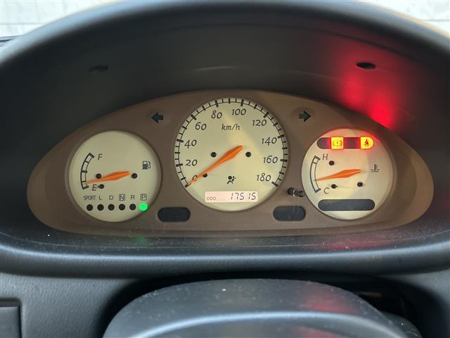 マーチ ボレロ　ハロゲンライト　ドアバイザー　電動格納ミラー　Ｃａｒｒｏｚｚｅｒｉａオーディオ（ＣＤ／ＵＳＢ／Ｂｌｕｅｔｏｏｔｈ）（6枚目）