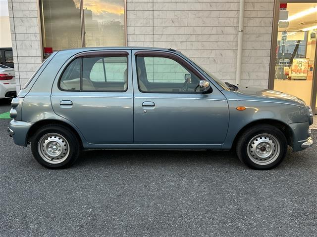 マーチ ボレロ　ハロゲンライト　ドアバイザー　電動格納ミラー　Ｃａｒｒｏｚｚｅｒｉａオーディオ（ＣＤ／ＵＳＢ／Ｂｌｕｅｔｏｏｔｈ）（37枚目）