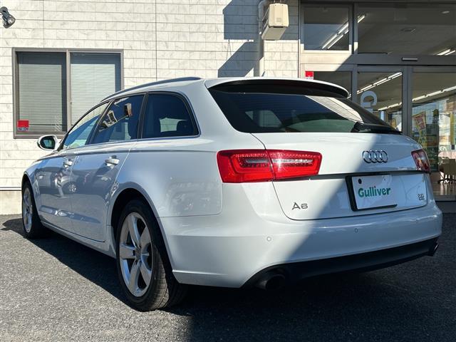 Ａ６アバント ２．８ＦＳＩクワトロ　ワンオーナー　ＥＴＣ　ルーフレール　ＬＥＤライト　ステアリングスイッチ　パワーシート（Ｄ／Ｎ）　プレミアムサウンド（ＢＯＳＥ）　プッシュスタート　純正フロア　オートライト　パーキングセンサー　ＴＲＣ（43枚目）