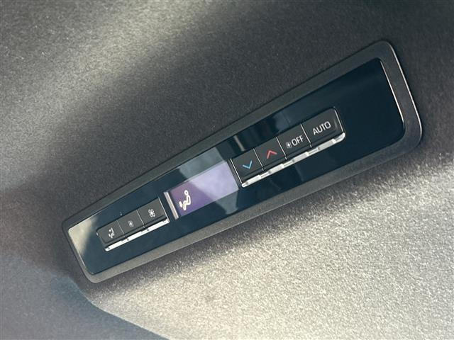 ヴォクシー S-Z 純正ナビ バックカメラ ビルトインETC 前後ドライブレコーダー 両側パワースライドドア シートヒーター ACC オートハイビーム オートホールド BSM クリアランスソナー 保証書 取扱説明書(17枚目)