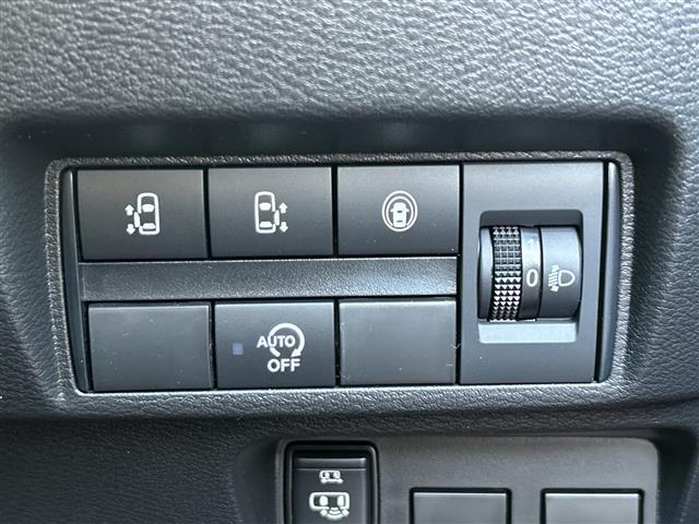 ルークス ハイウェイスター　Ｘ　ワンオーナー　純正ナビ　アラウンドビューモニター　両側パワースライドドア　ビルトインＥＴＣ　デジタルインナーミラー　オートライト　オートハイビーム　スマートキー２本　保証書　取扱説明書（8枚目）