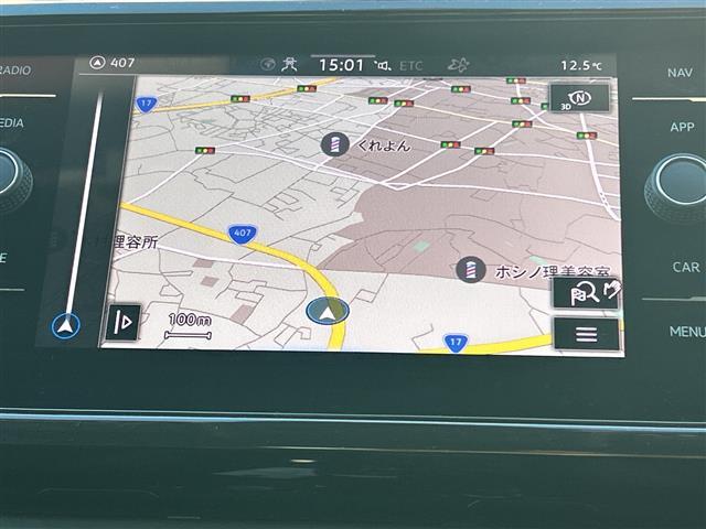 Ｔ－クロス ＴＳＩ　スタイル　ＥＴＣ２．０　ルーフレール　積込スタッドレス純正ＡＷタイヤ１６インチ４本　フォグランプ　ＬＥＤライト　純正フロア　コーナーセンサー　クリアランスソナー　ＢＳＭ　スマートキー　スペアキー１本　クルコン追（5枚目）