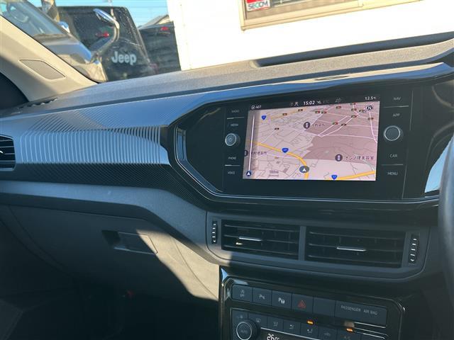 Ｔ－クロス ＴＳＩ　スタイル　ＥＴＣ２．０　ルーフレール　積込スタッドレス純正ＡＷタイヤ１６インチ４本　フォグランプ　ＬＥＤライト　純正フロア　コーナーセンサー　クリアランスソナー　ＢＳＭ　スマートキー　スペアキー１本　クルコン追（8枚目）