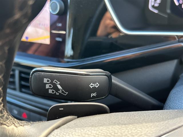 Ｔ－クロス ＴＳＩ　スタイル　ＥＴＣ２．０　ルーフレール　積込スタッドレス純正ＡＷタイヤ１６インチ４本　フォグランプ　ＬＥＤライト　純正フロア　コーナーセンサー　クリアランスソナー　ＢＳＭ　スマートキー　スペアキー１本　クルコン追（12枚目）