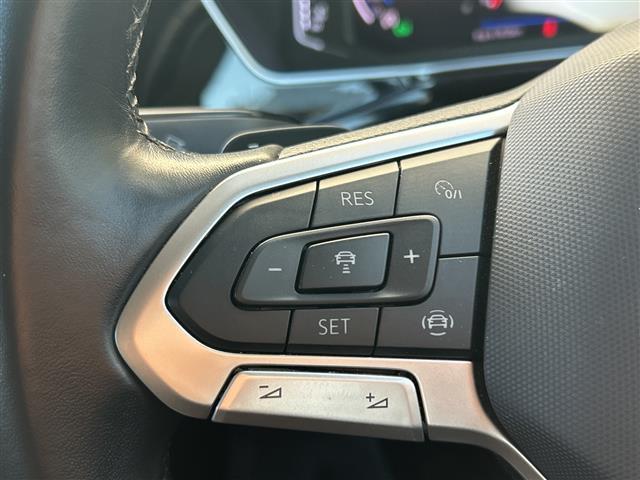 Ｔ－クロス ＴＳＩ　スタイル　ＥＴＣ２．０　ルーフレール　積込スタッドレス純正ＡＷタイヤ１６インチ４本　フォグランプ　ＬＥＤライト　純正フロア　コーナーセンサー　クリアランスソナー　ＢＳＭ　スマートキー　スペアキー１本　クルコン追（13枚目）