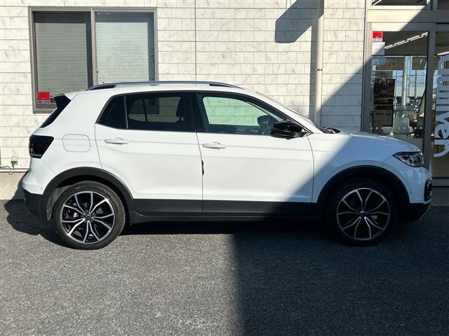 Ｔ－クロス ＴＳＩ　スタイル　ＥＴＣ２．０　ルーフレール　積込スタッドレス純正ＡＷタイヤ１６インチ４本　フォグランプ　ＬＥＤライト　純正フロア　コーナーセンサー　クリアランスソナー　ＢＳＭ　スマートキー　スペアキー１本　クルコン追（36枚目）