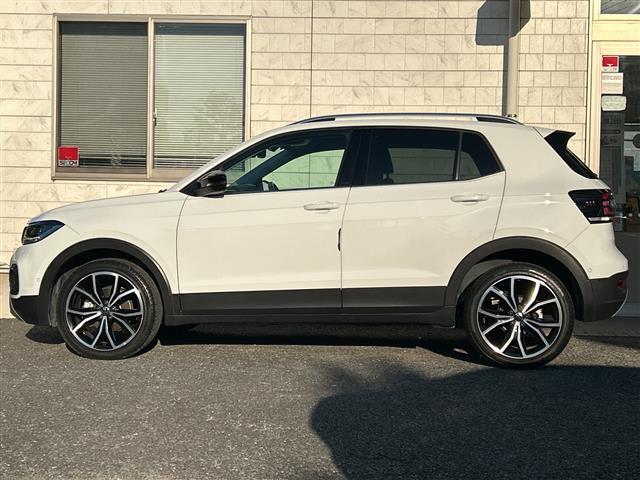 Ｔ－クロス ＴＳＩ　スタイル　ＥＴＣ２．０　ルーフレール　積込スタッドレス純正ＡＷタイヤ１６インチ４本　フォグランプ　ＬＥＤライト　純正フロア　コーナーセンサー　クリアランスソナー　ＢＳＭ　スマートキー　スペアキー１本　クルコン追（40枚目）