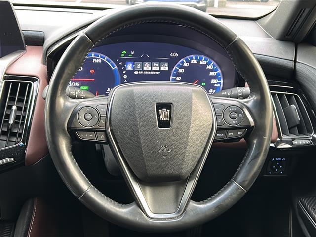 クラウンハイブリッド RS サンルーフ 純正ナビ バックカメラ 前方純ドラレコ PCS LTA PSB RSA クリアランスソナー レーダークルコン 前席パワーシート シートヒーター ETC パドルシフト LEDヘッドライト(5枚目)