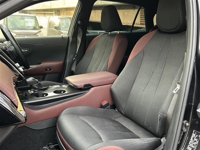 クラウンハイブリッド RS サンルーフ 純正ナビ バックカメラ 前方純ドラレコ PCS LTA PSB RSA クリアランスソナー レーダークルコン 前席パワーシート シートヒーター ETC パドルシフト LEDヘッドライト(14枚目)