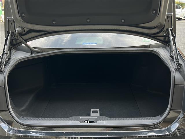 クラウンハイブリッド RS サンルーフ 純正ナビ バックカメラ 前方純ドラレコ PCS LTA PSB RSA クリアランスソナー レーダークルコン 前席パワーシート シートヒーター ETC パドルシフト LEDヘッドライト(18枚目)