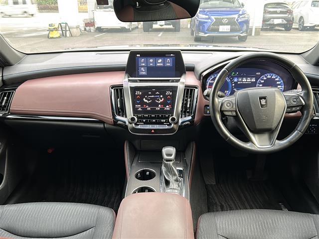 クラウンハイブリッド RS サンルーフ 純正ナビ バックカメラ 前方純ドラレコ PCS LTA PSB RSA クリアランスソナー レーダークルコン 前席パワーシート シートヒーター ETC パドルシフト LEDヘッドライト(33枚目)