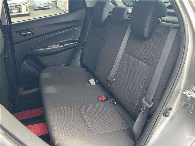 スイフトスポーツ ベースグレード 社外ナビ クルーズコントロール スマートキー ステアリングスイッチ アダプティブクルーズコントロール デュアルセンサーブレーキサポート 車線逸脱警報 運転席シートヒーター ETC 純正フロアマット(11枚目)