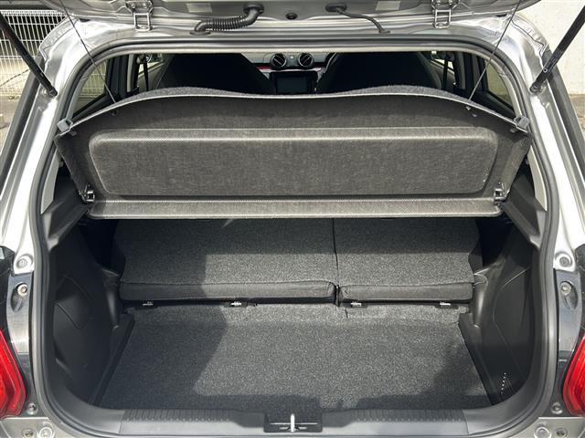 スイフトスポーツ ベースグレード 社外ナビ クルーズコントロール スマートキー ステアリングスイッチ アダプティブクルーズコントロール デュアルセンサーブレーキサポート 車線逸脱警報 運転席シートヒーター ETC 純正フロアマット(14枚目)