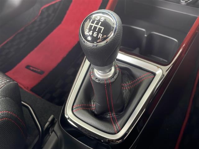 スイフトスポーツ ベースグレード 純正ナビ 前後ドライブレコーダー 運転席シートヒーター クルーズコントロール ビルドインETC TVキャンセラー 純正フロアマット 純正ドアバイザー プッシュスタート LEDヘッドライト フォグライト(15枚目)