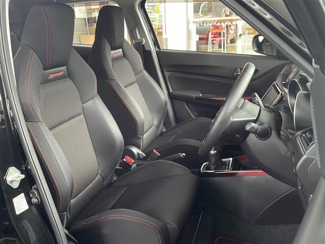 スイフトスポーツ ベースグレード 純正ナビ 前後ドライブレコーダー 運転席シートヒーター クルーズコントロール ビルドインETC TVキャンセラー 純正フロアマット 純正ドアバイザー プッシュスタート LEDヘッドライト フォグライト(21枚目)